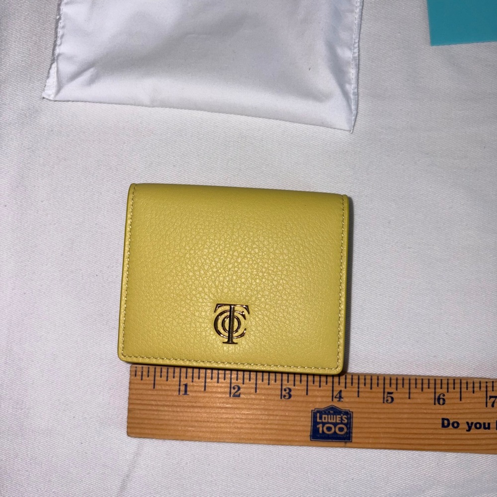 Tiffany & Co Trifold Wallet Yellow New Pebbled Leather T Logo Gold Hardware - Picture 7 of 11